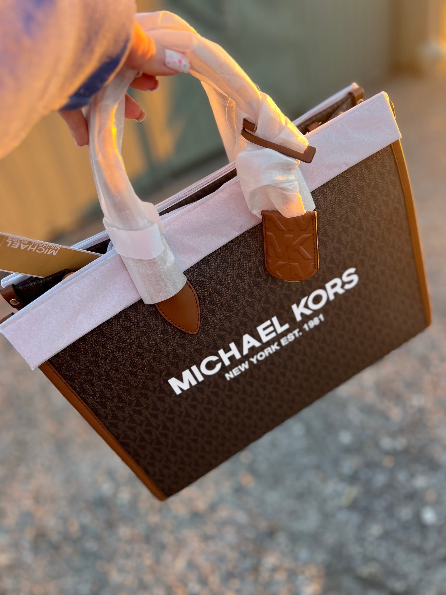 MK - Medium Tote