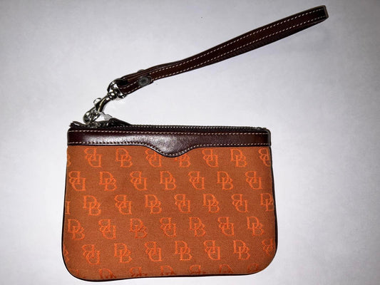 Dooney & Bourke - Wristlet