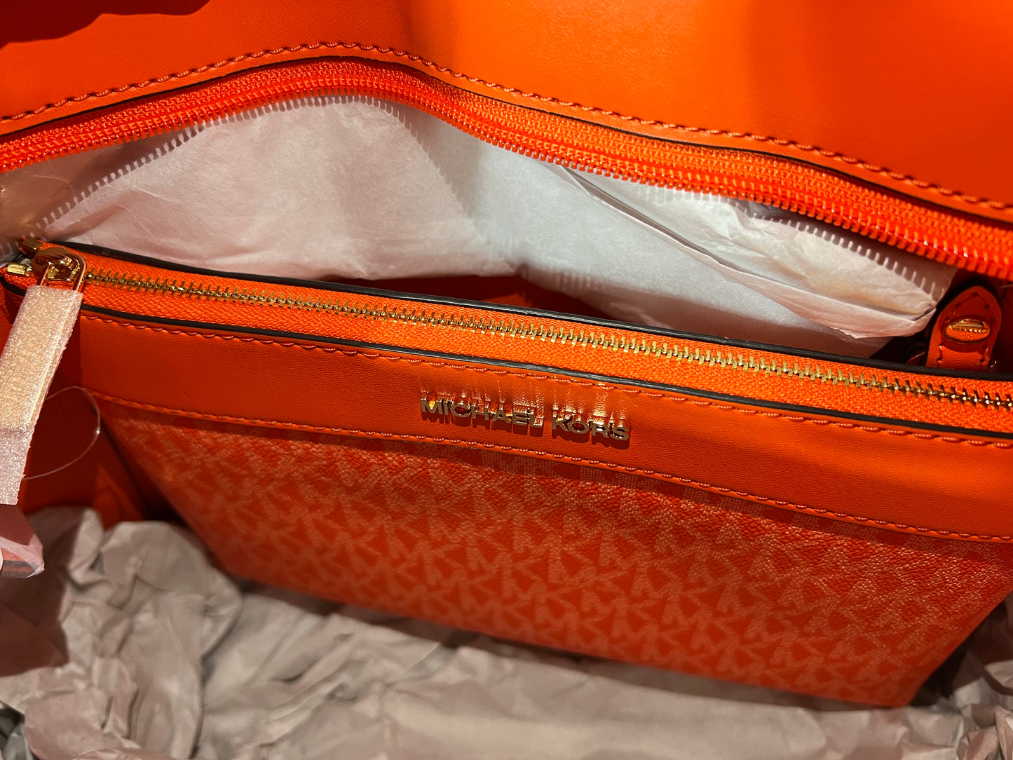 MK - Large 3-In-1 Crossbody Handbag