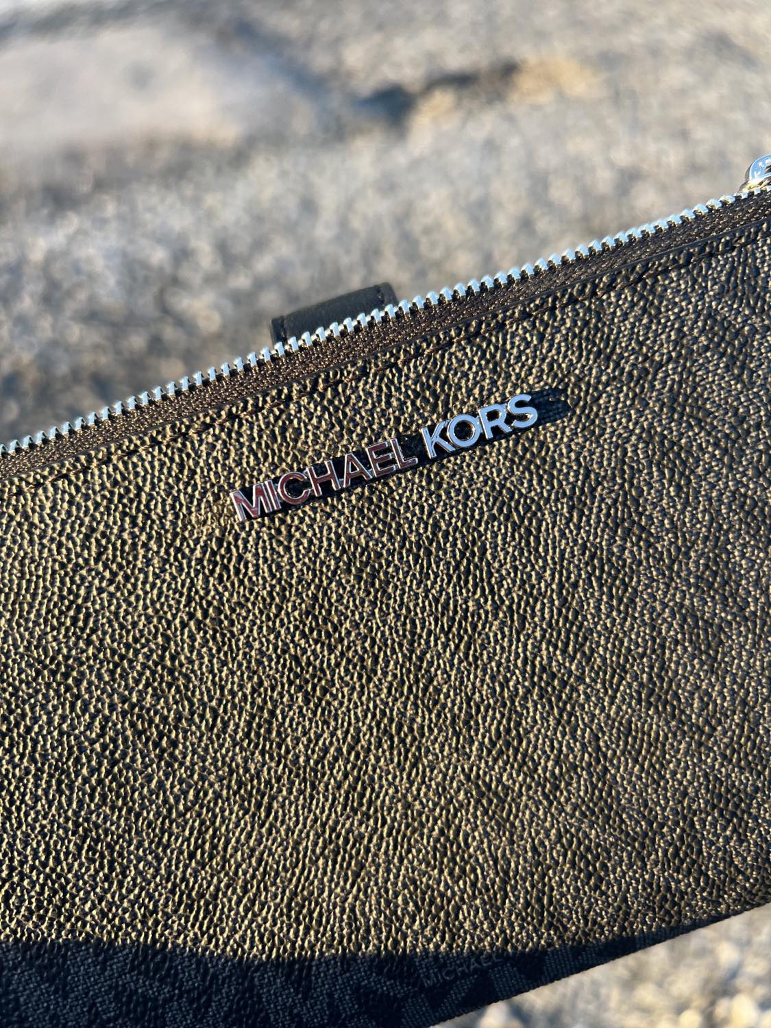 MK - Metallic Logo Smartphone Wallet / Wristlet