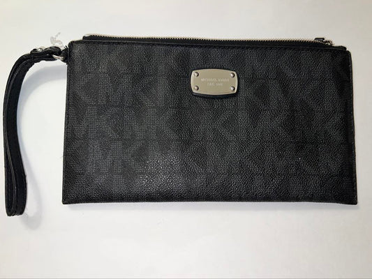 MK - Envelope Wristlet
